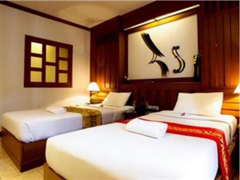 Cello Hotel Patong Zewnętrze zdjęcie