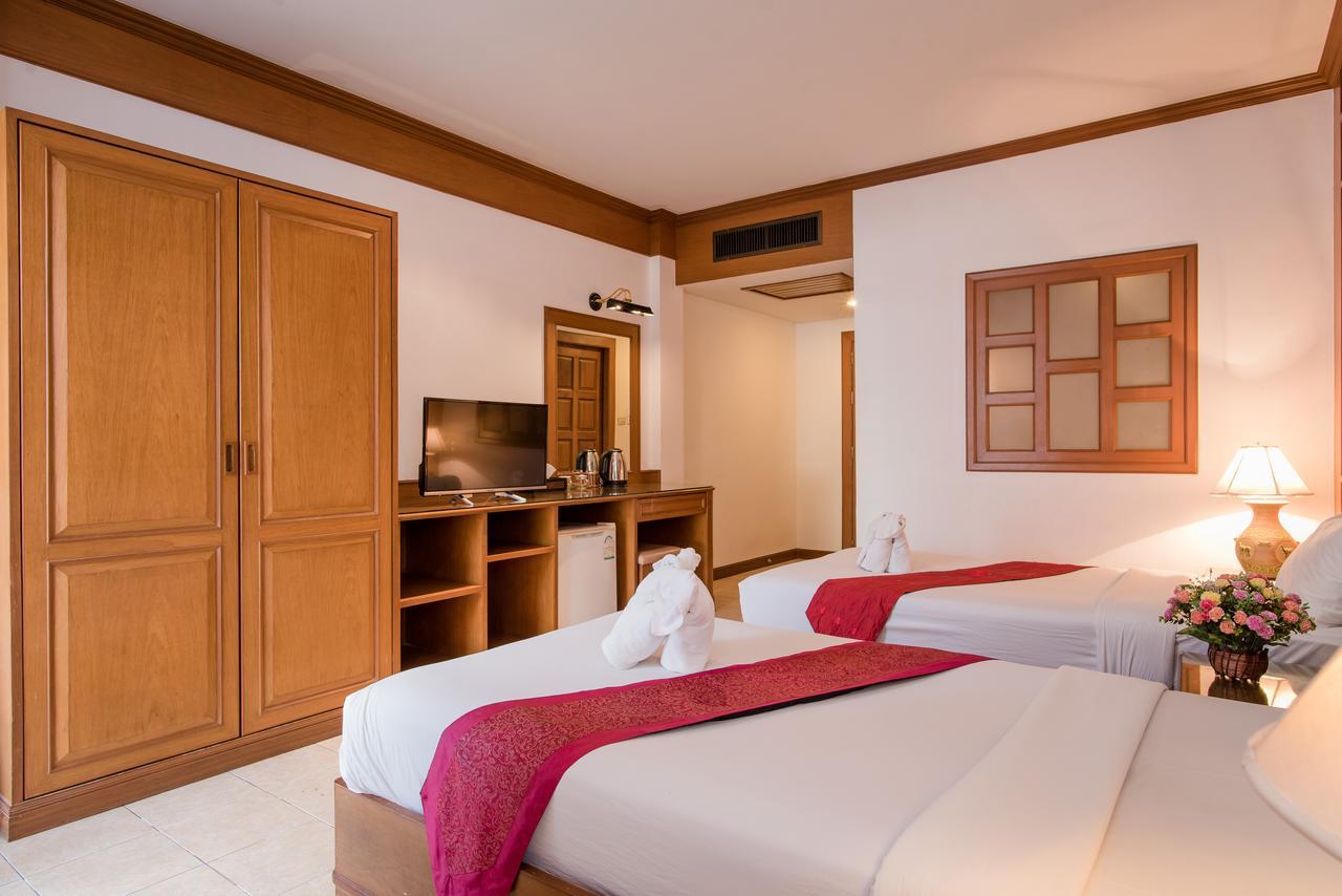 Cello Hotel Patong Zewnętrze zdjęcie