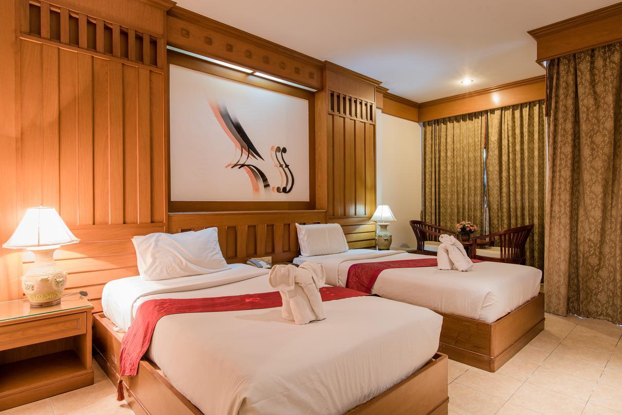Cello Hotel Patong Zewnętrze zdjęcie